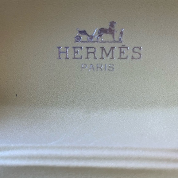 HERMES LEATHER EYEGLASSES HOLDER - Picture 3 of 11